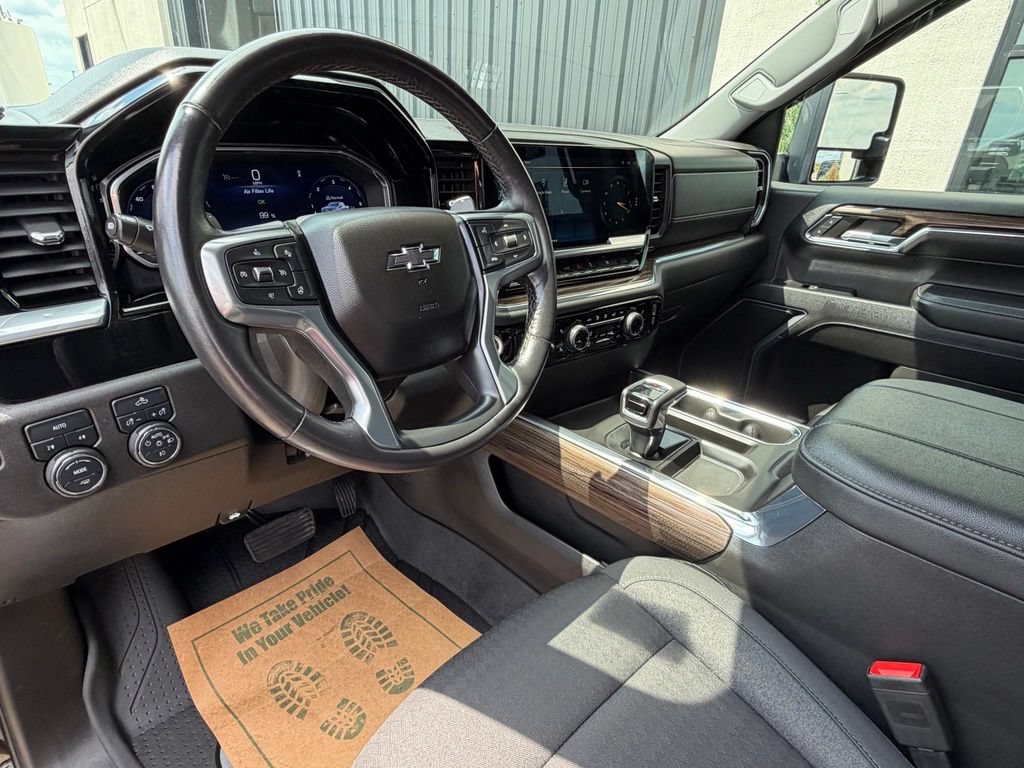 Used 2023 Chevrolet Silverado 1500 RST w/ Max Trailering Package AWD/4WD image 11