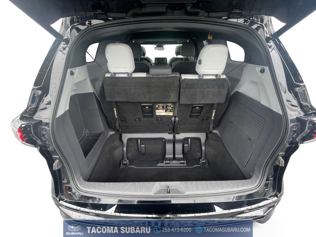 Used 2021 Toyota Sienna XSE image 19