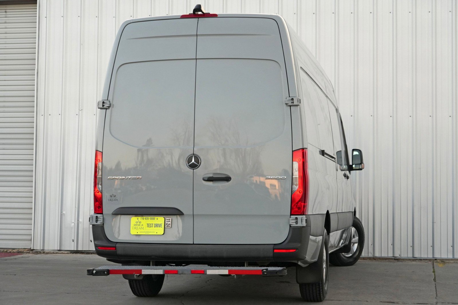 Used 2023 Mercedes-Benz Sprinter 2500 w/ Acoustic Package image 5