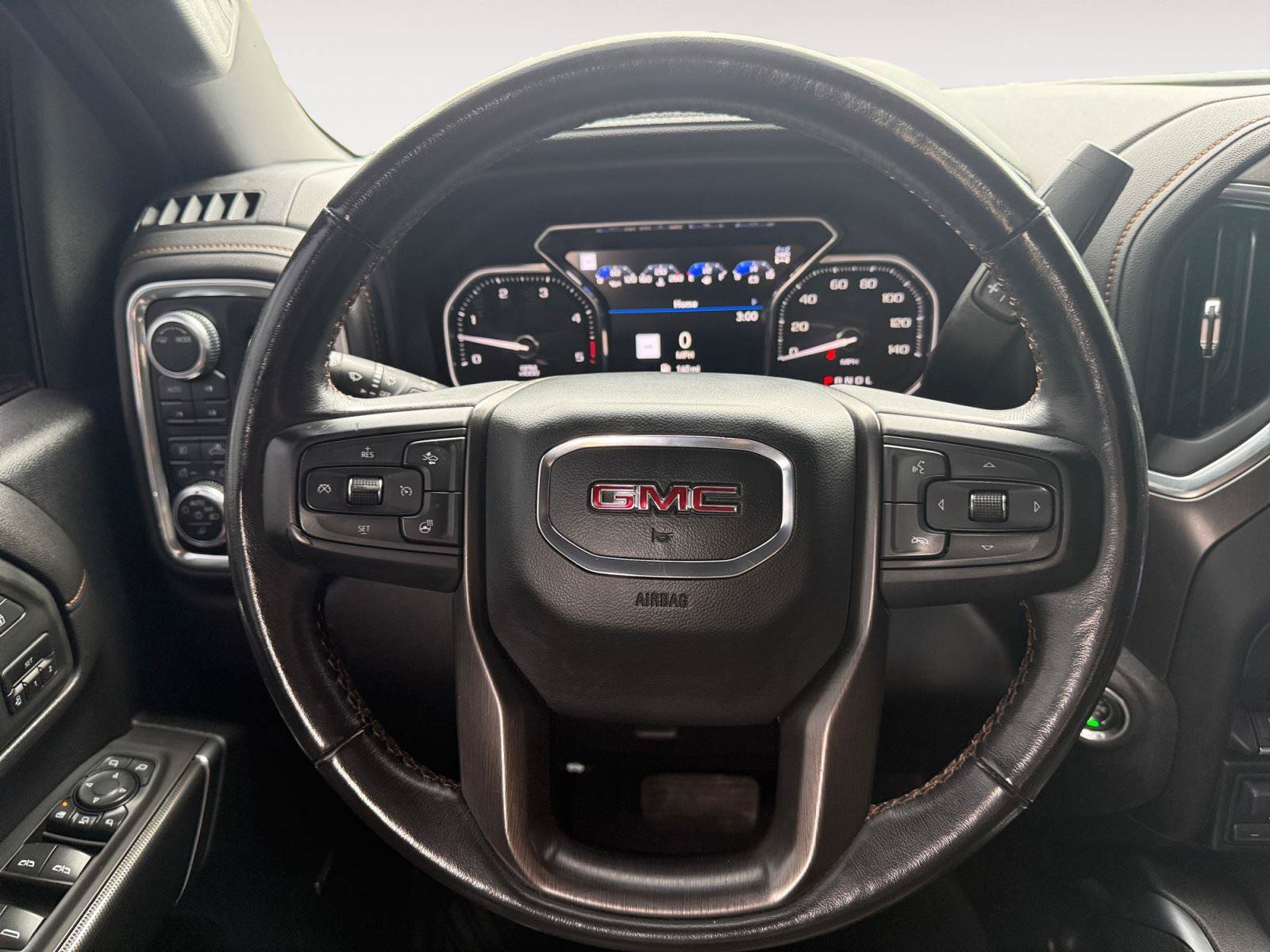 Used 2021 GMC Sierra 2500 AT4 w/ AT4 Premium Plus Package AWD/4WD image 16