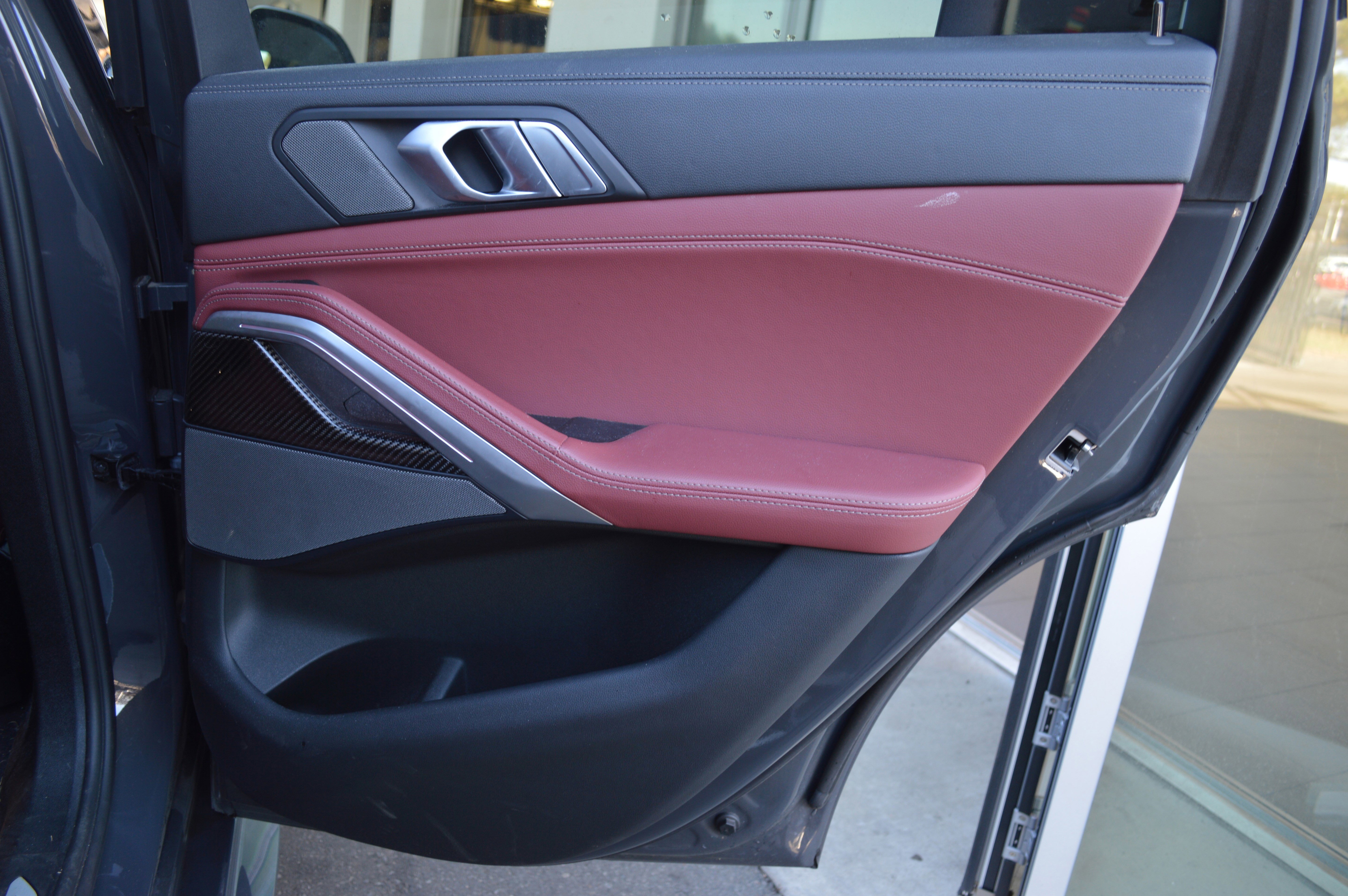 Used 2021 BMW X6 M50i w/ Premium Package image 29