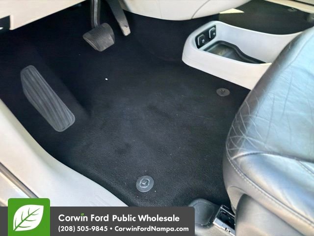 Used 2017 Chrysler Pacifica Touring-L FWD image 25