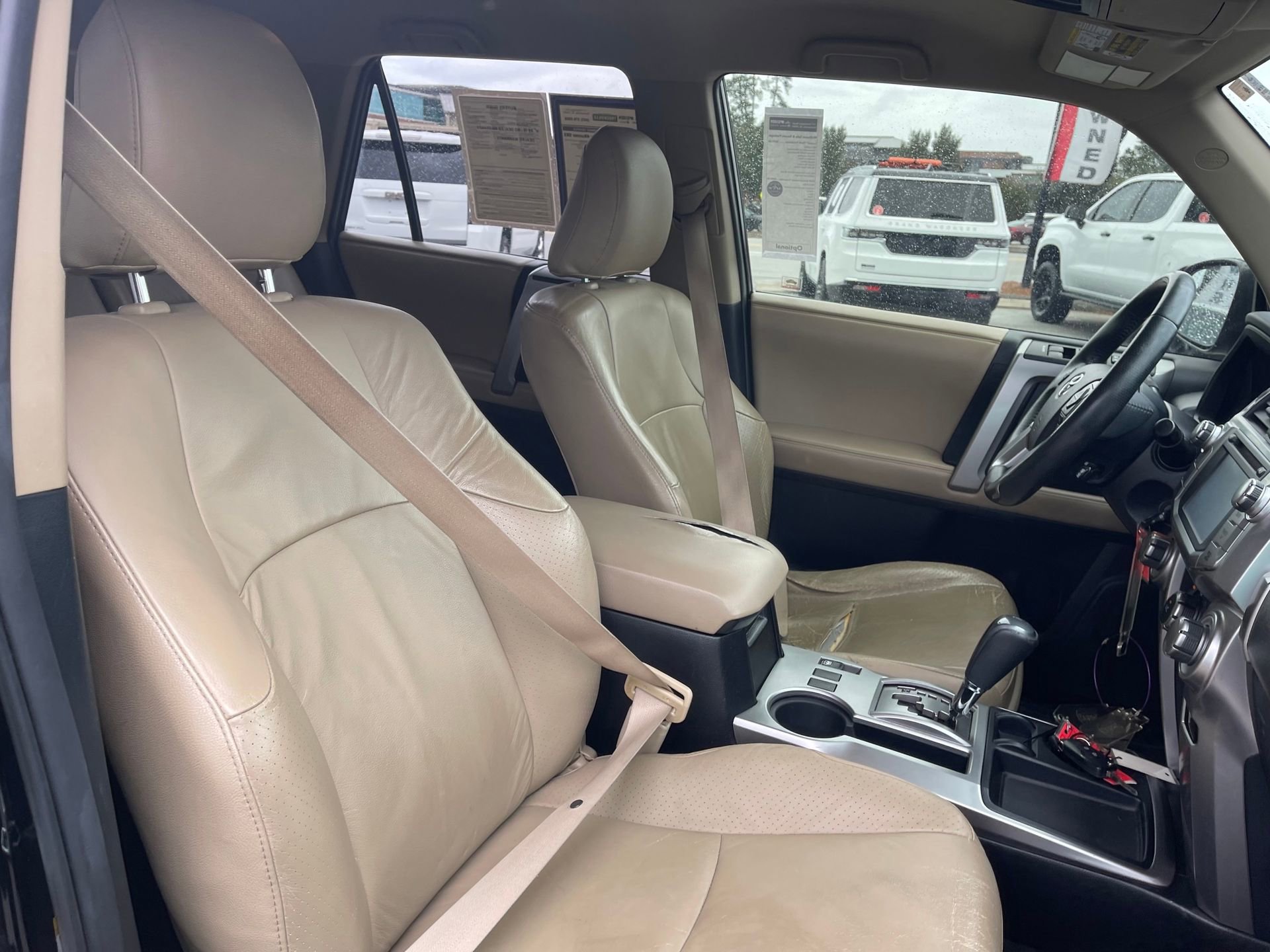 Used 2014 Toyota 4Runner SR5 image 30