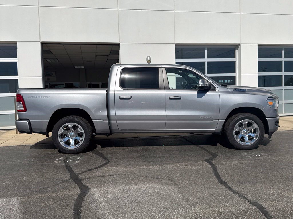 Used 2022 RAM 1500 Big Horn AWD/4WD image 3