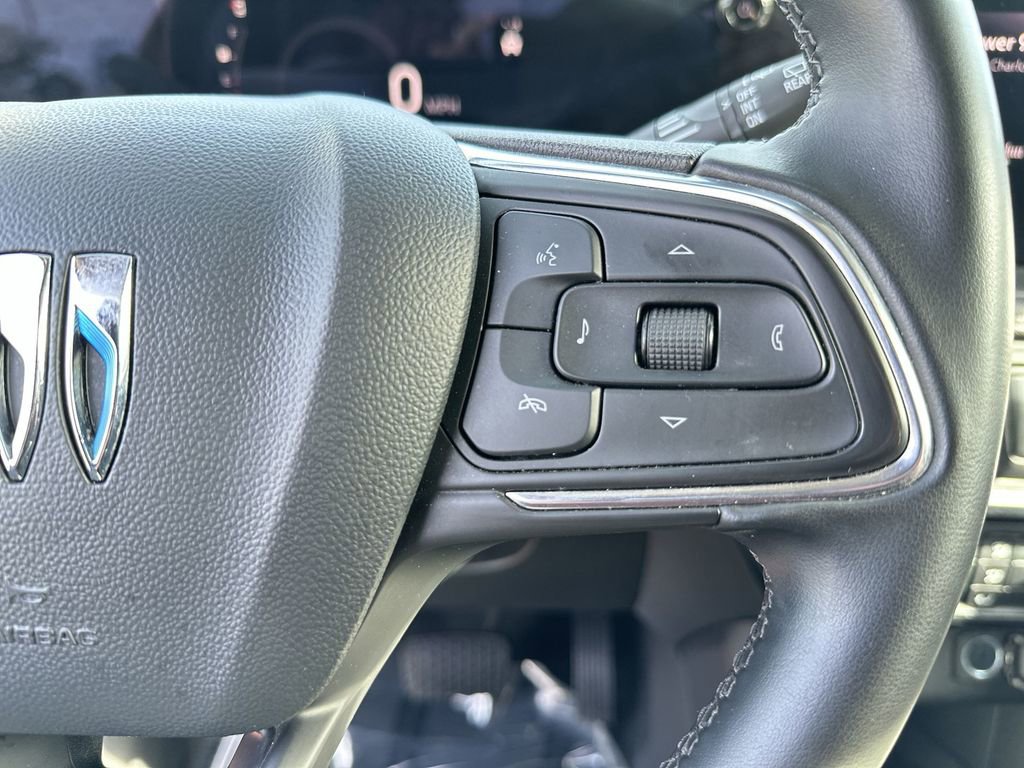 Used 2024 Buick Encore GX Sport Touring image 30
