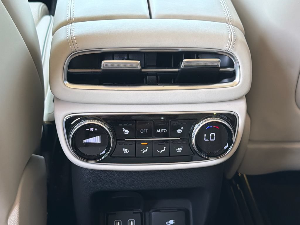 Used 2021 Genesis GV80 3.5T w/ Prestige Package 07 AWD/4WD image 25