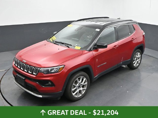 Used 2025 Jeep Compass Limited AWD/4WD image 42