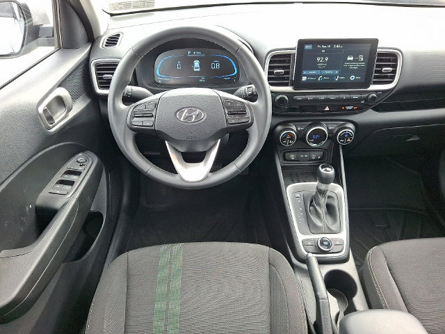 Certified 2026 Hyundai Venue SEL FWD image 11