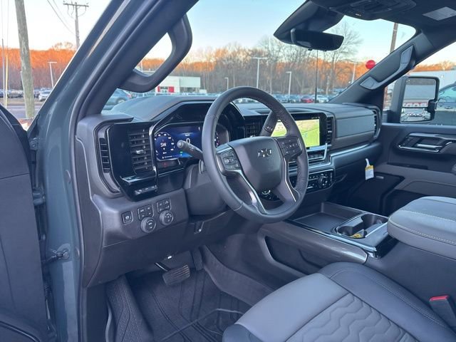 Used 2026 Chevrolet Silverado 2500 ZR2 w/ LPO, Dark Essentials Package image 9