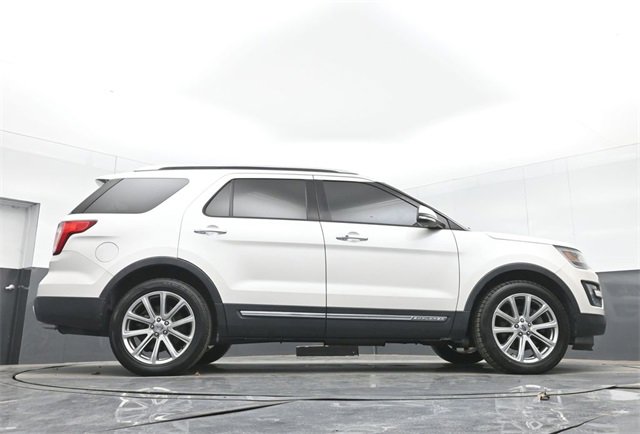 Used 2016 Ford Explorer Limited image 53