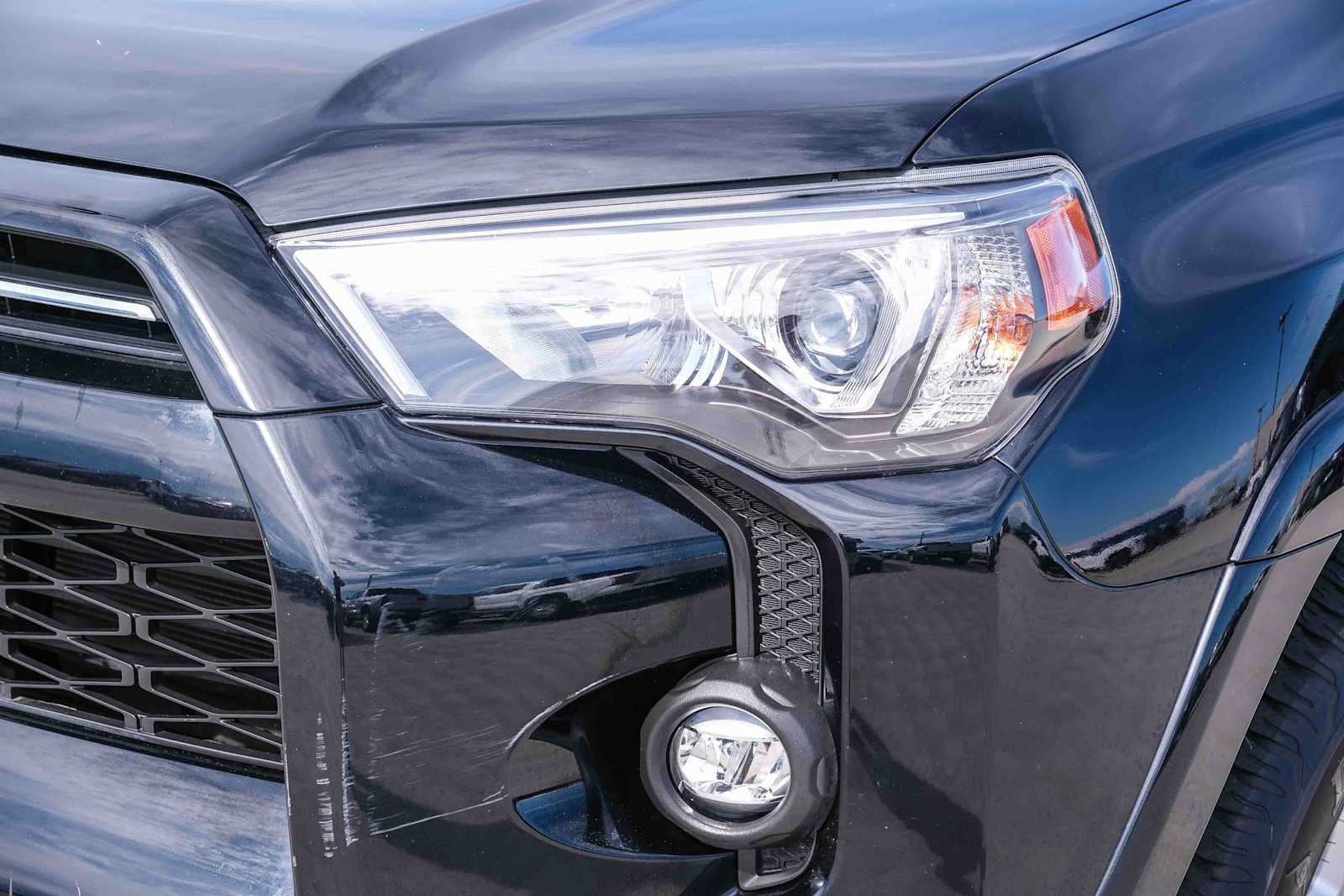 Used 2024 Toyota 4Runner SR5 Premium AWD/4WD image 12