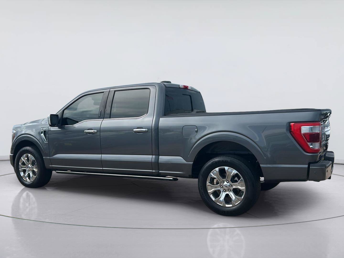 Certified 2022 Ford F150 Platinum w/ Equipment Group 701A High RWD image 6
