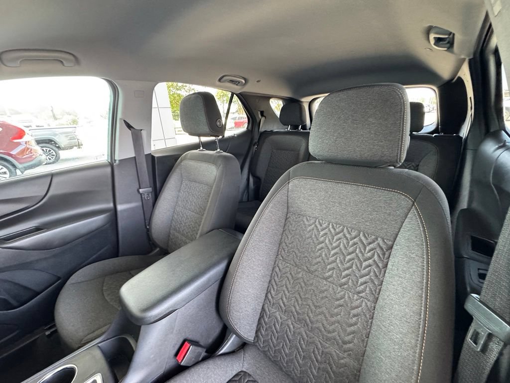 Used 2024 Chevrolet Equinox LT FWD image 14