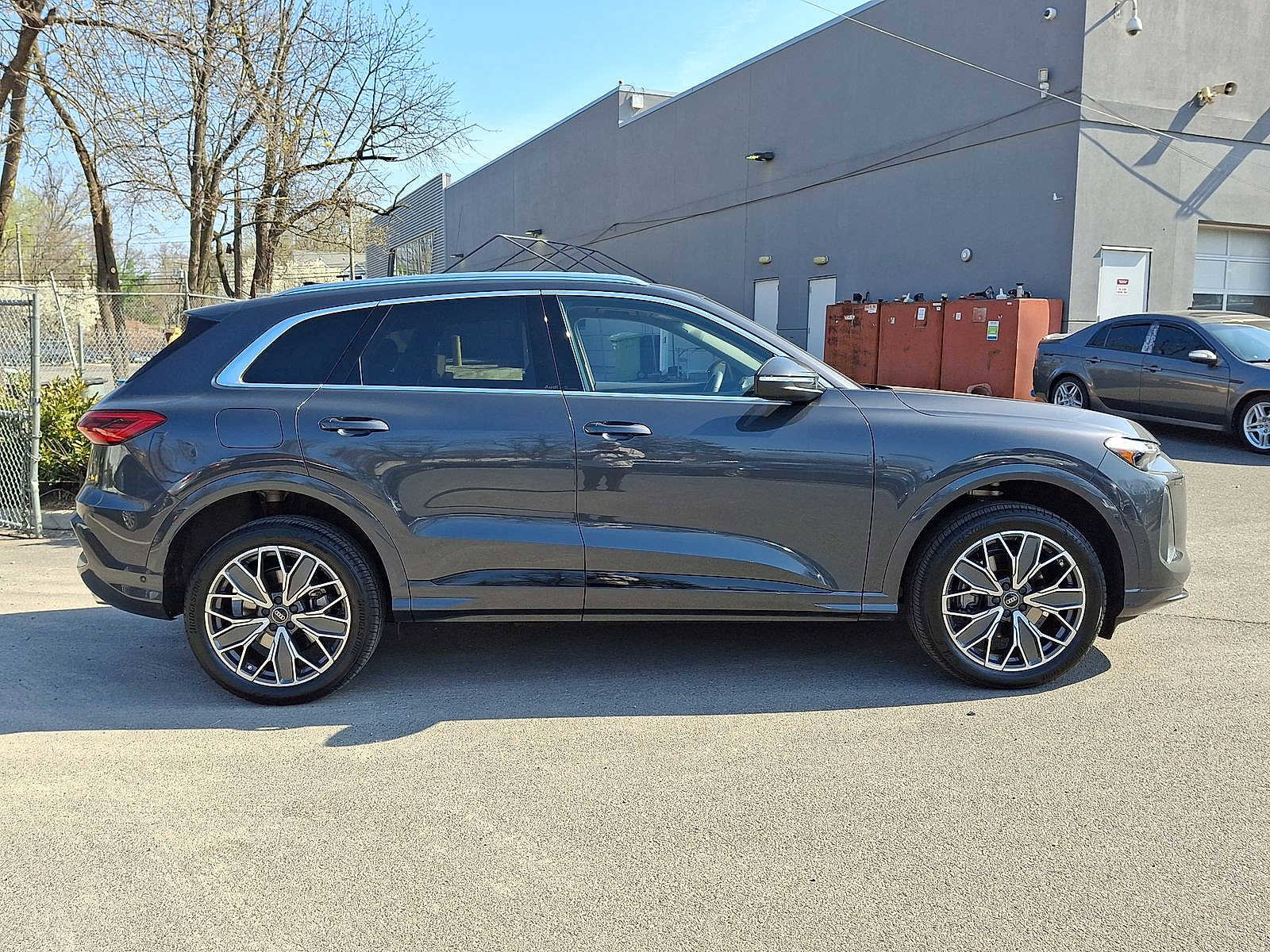 Certified 2025 Audi Q5 Premium Plus w/ Premium Plus image 26