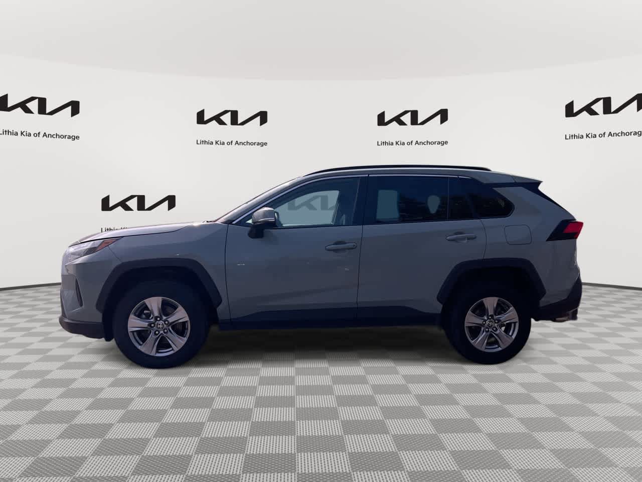 Used 2023 Toyota RAV4 XLE FWD video 1