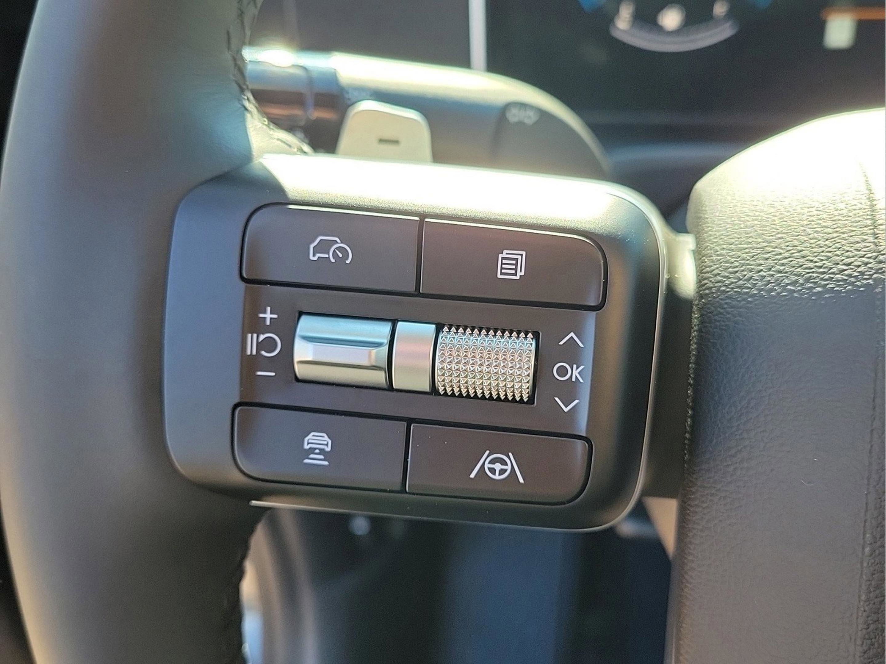 New 2026 Hyundai Santa Fe SEL image 28