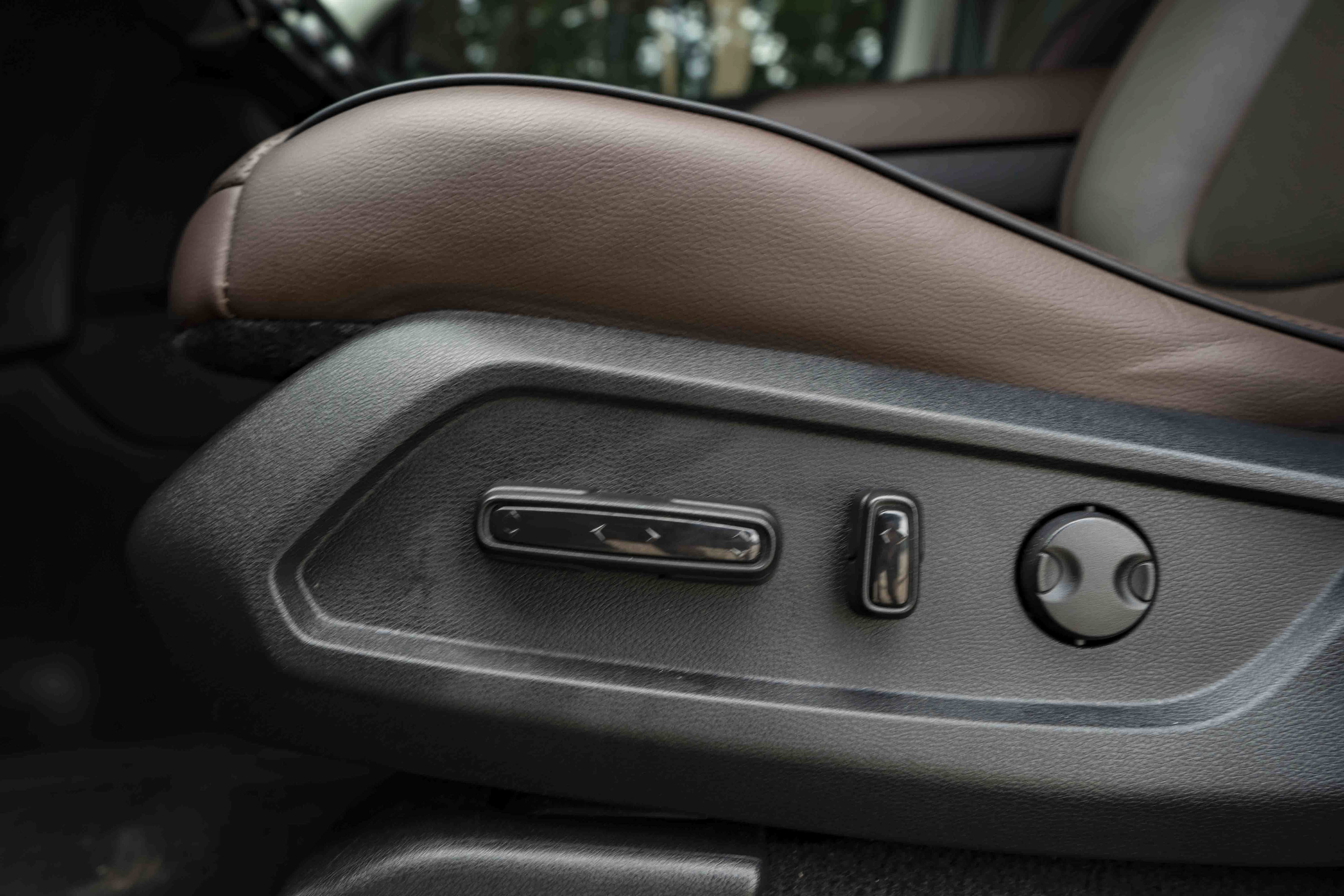 Certified 2025 Honda Pilot Elite image 42