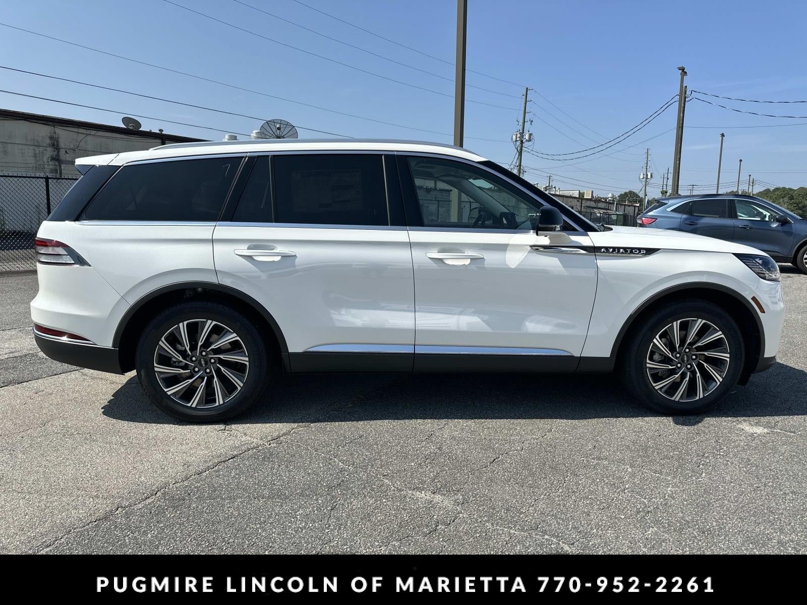 New 2026 Lincoln Aviator 2WD image 8
