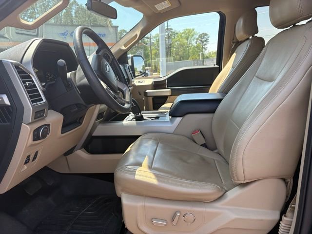 Used 2015 Ford F150 Lariat image 14