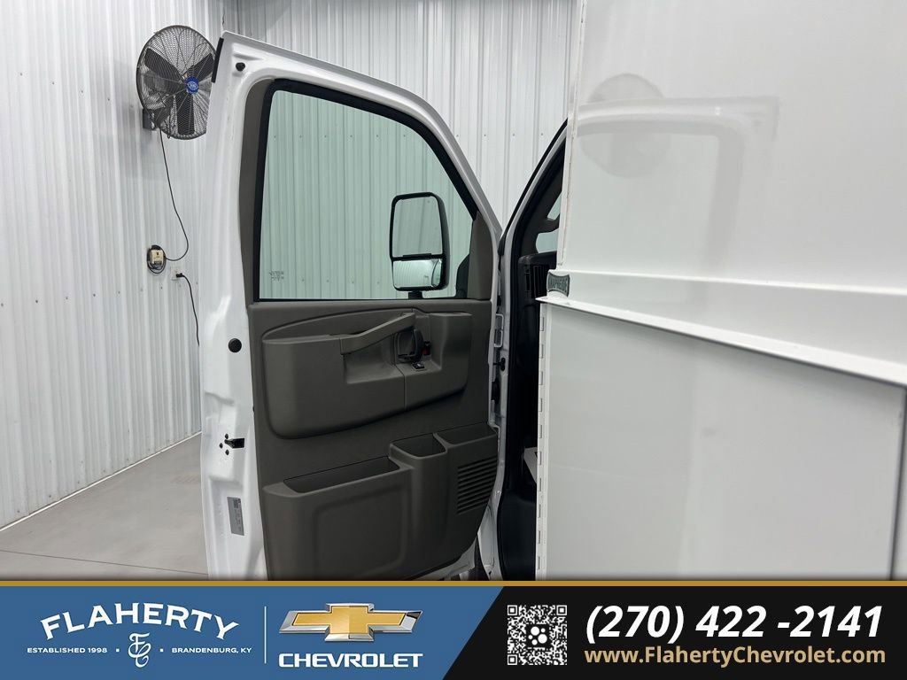 New 2025 Chevrolet Express 3500 w/ Power Convenience Package image 8