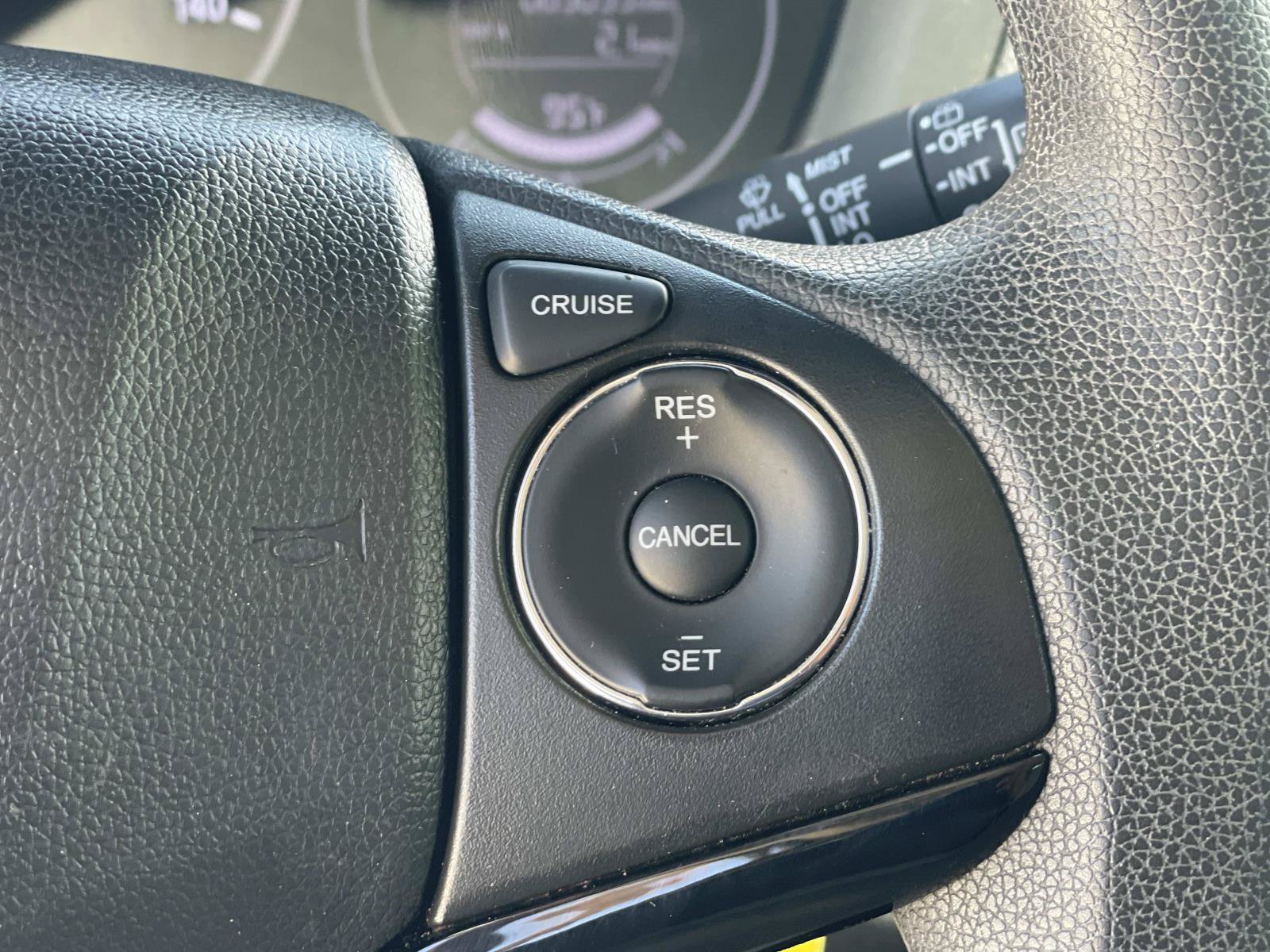 Used 2019 Honda HR-V LX image 5