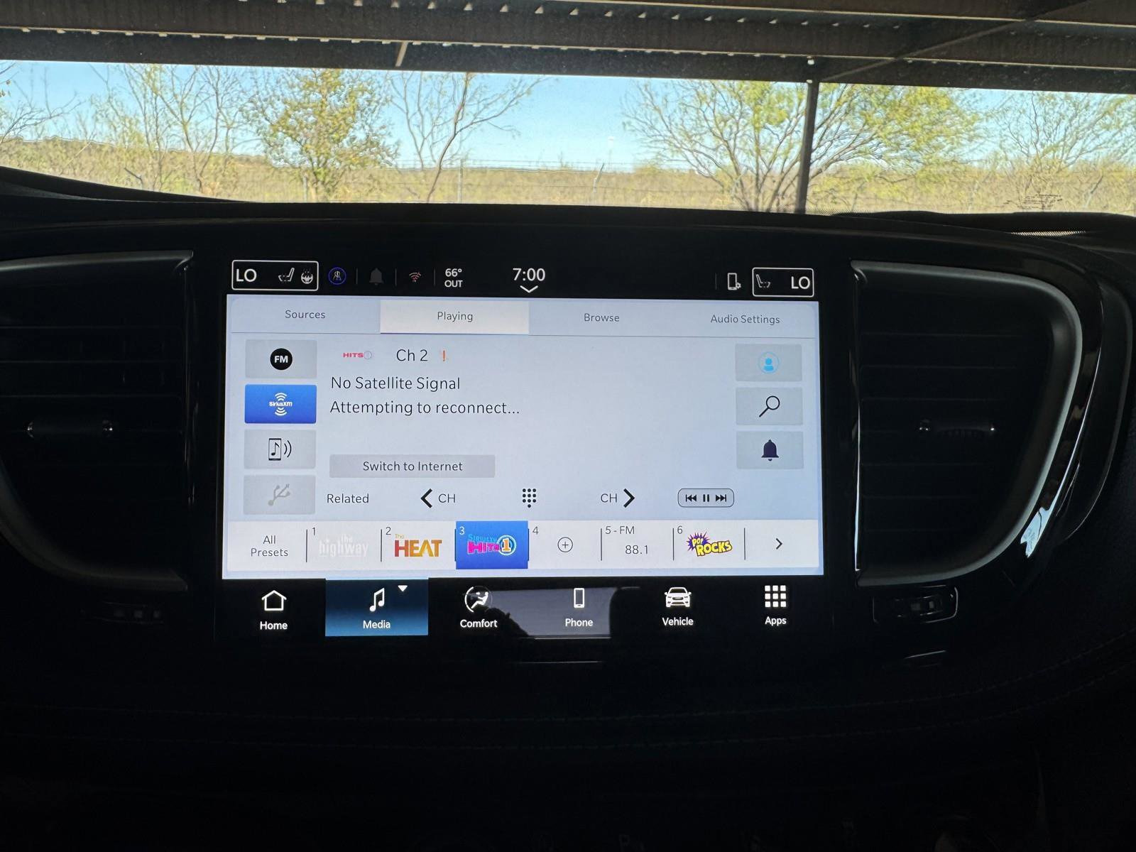 New 2026 Chrysler Pacifica Select image 12