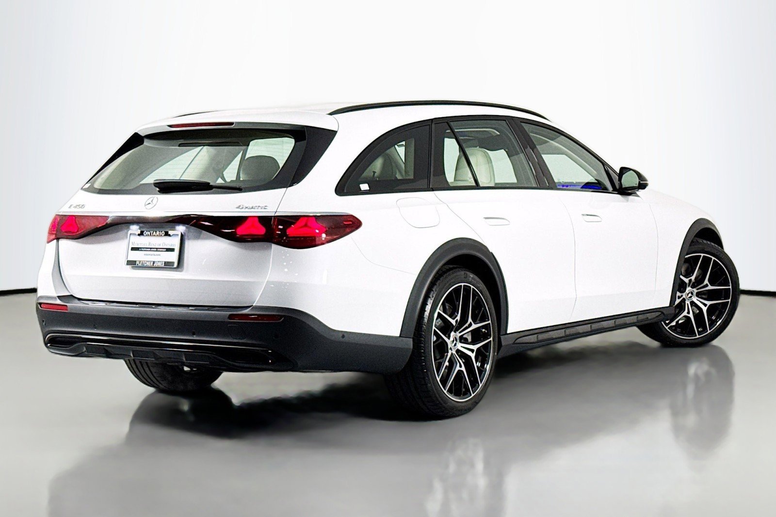 New 2026 Mercedes-Benz E 450 4MATIC All-Terrain Wagon image 11