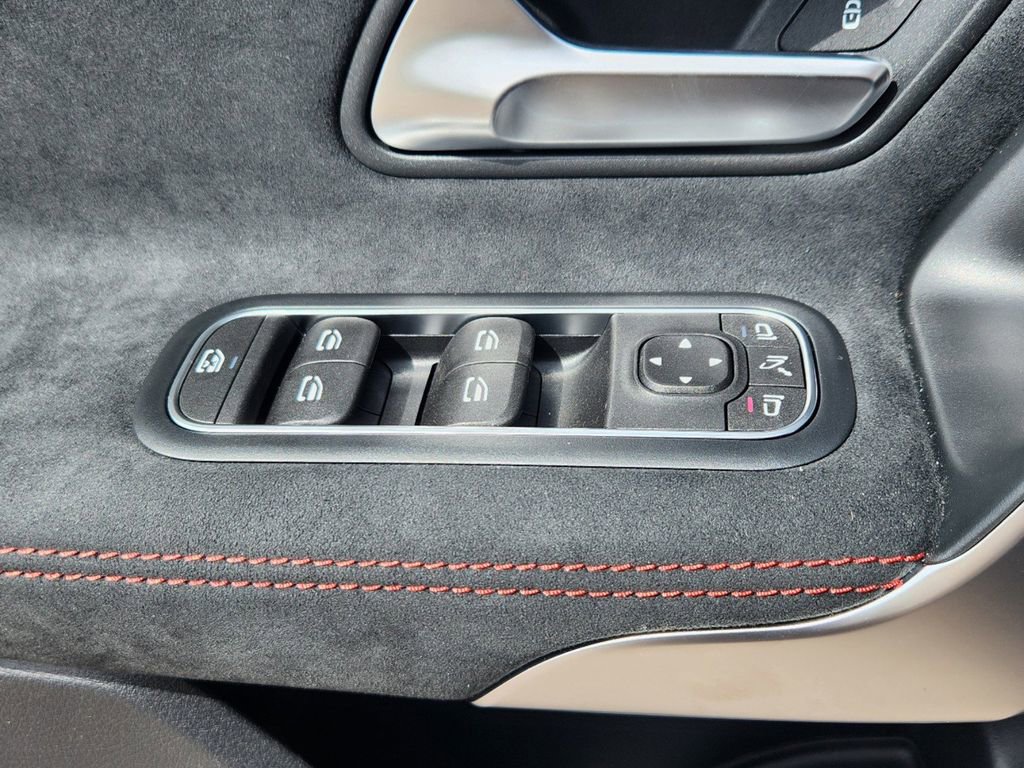 New 2025 Mercedes-Benz CLA 250 4MATIC image 9