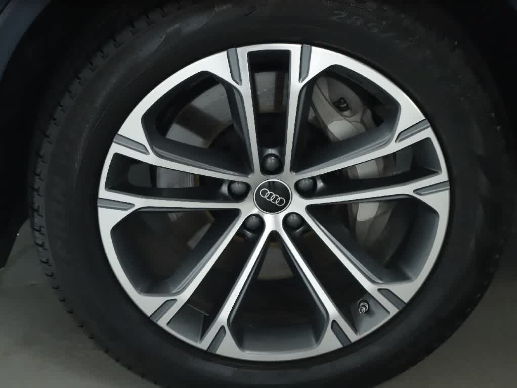 Used 2026 Audi Q7 2.0T Premium AWD/4WD image 38
