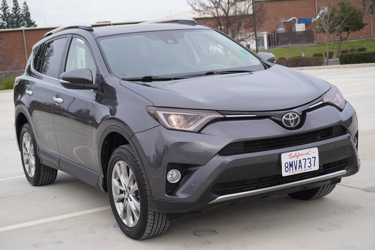 Used 2016 Toyota RAV4 Limited FWD image 8