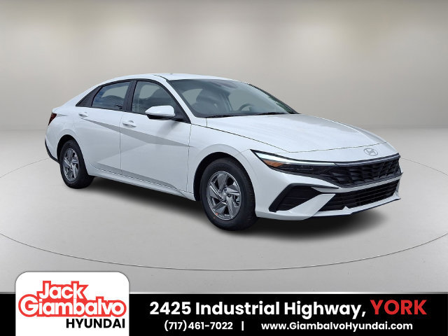 New 2026 Hyundai Elantra SE