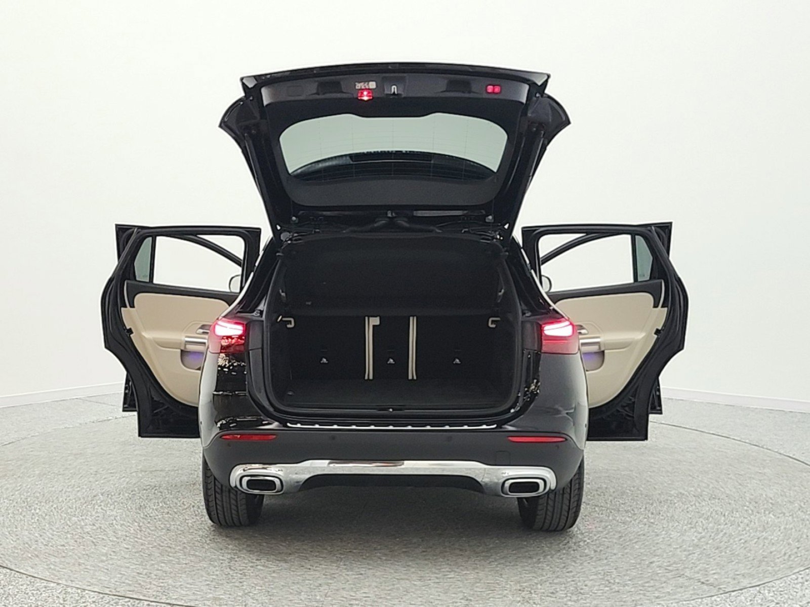 Certified 2025 Mercedes-Benz GLA 250 image 24