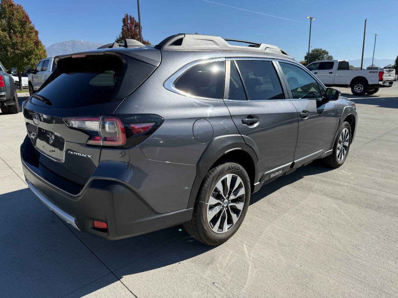 Used 2024 Subaru Outback Limited image 4