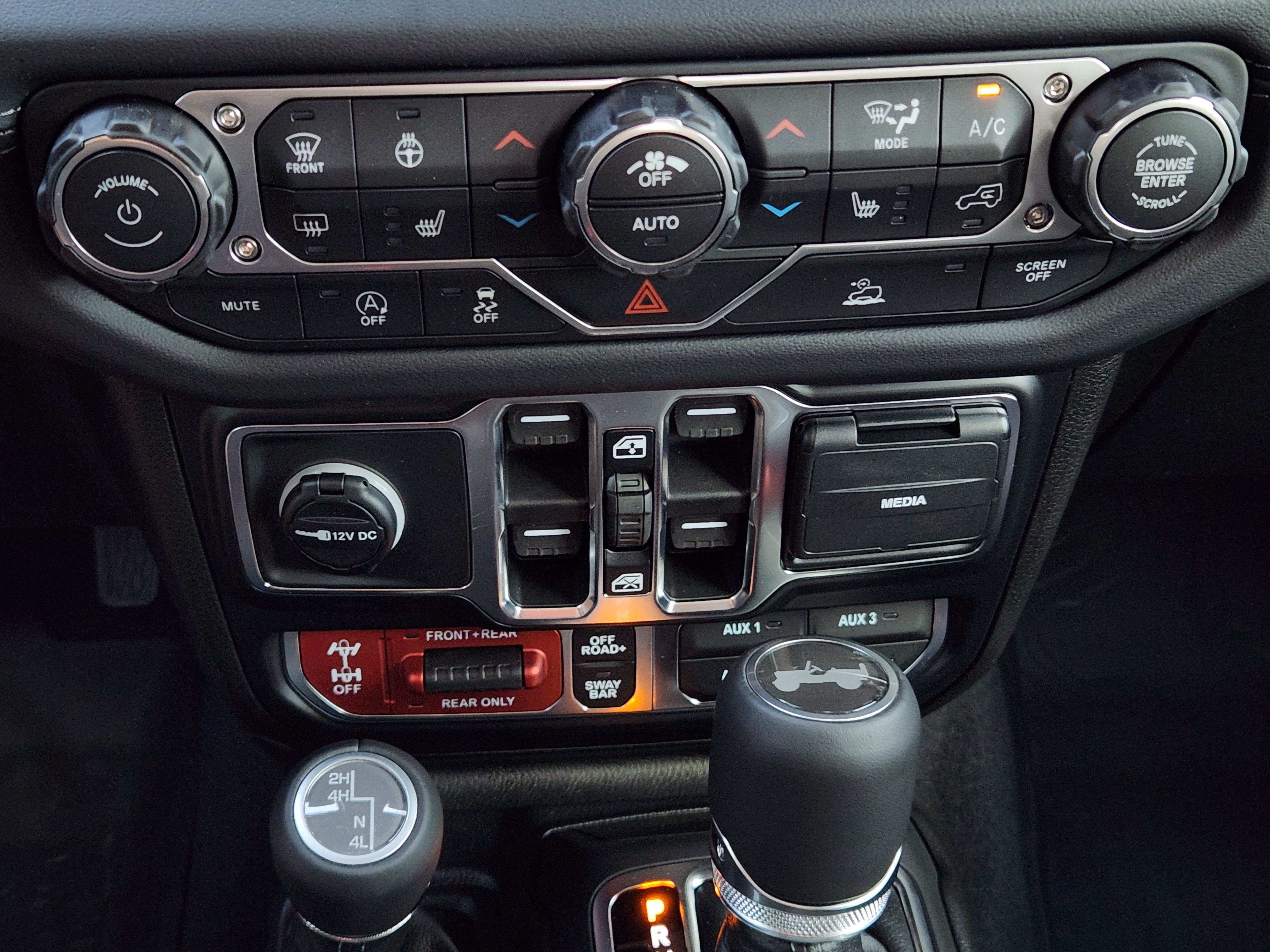 New 2026 Jeep Wrangler Unlimited Rubicon AWD/4WD image 16