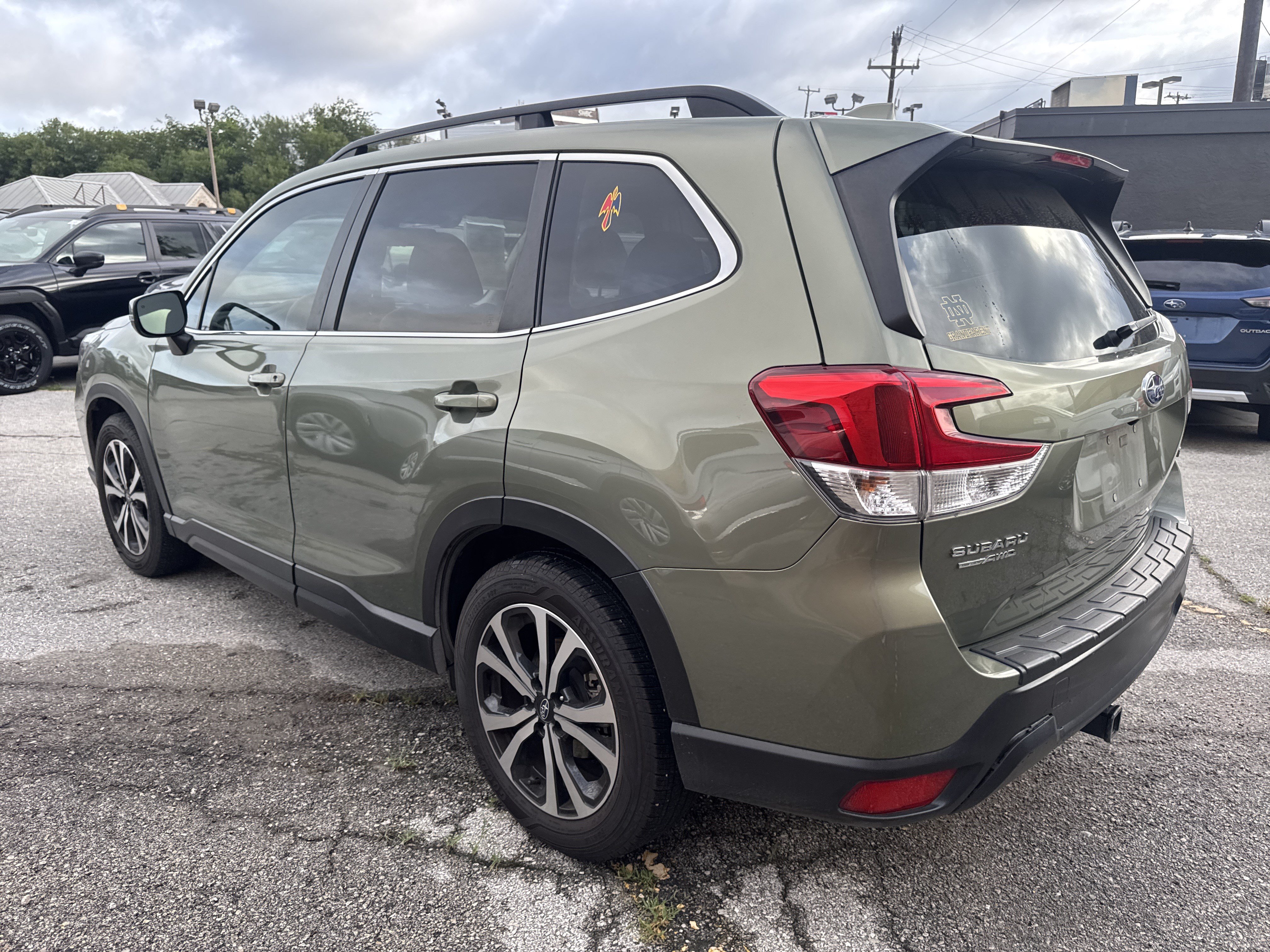 Used 2019 Subaru Forester Limited w/ Popular Package #3 AWD/4WD image 5