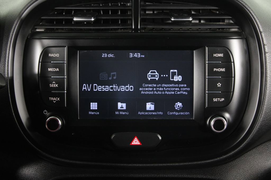Used 2020 Kia Soul LX image 6