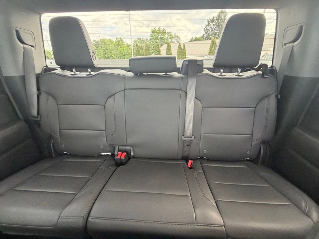 Used 2024 Chevrolet Silverado 2500 W/T w/ WT Convenience Package AWD/4WD image 24