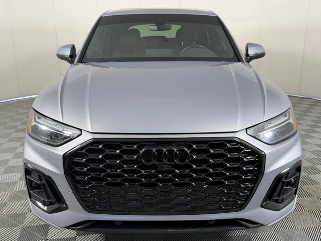 Used 2023 Audi Q5 2.0T Premium Plus w/ Premium Plus Package AWD/4WD image 11