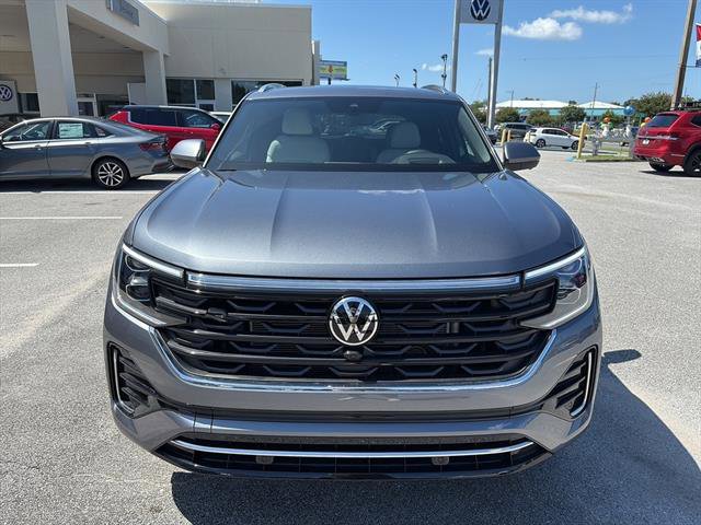 New 2025 Volkswagen Atlas Cross Sport SEL Premium R-Line video 2