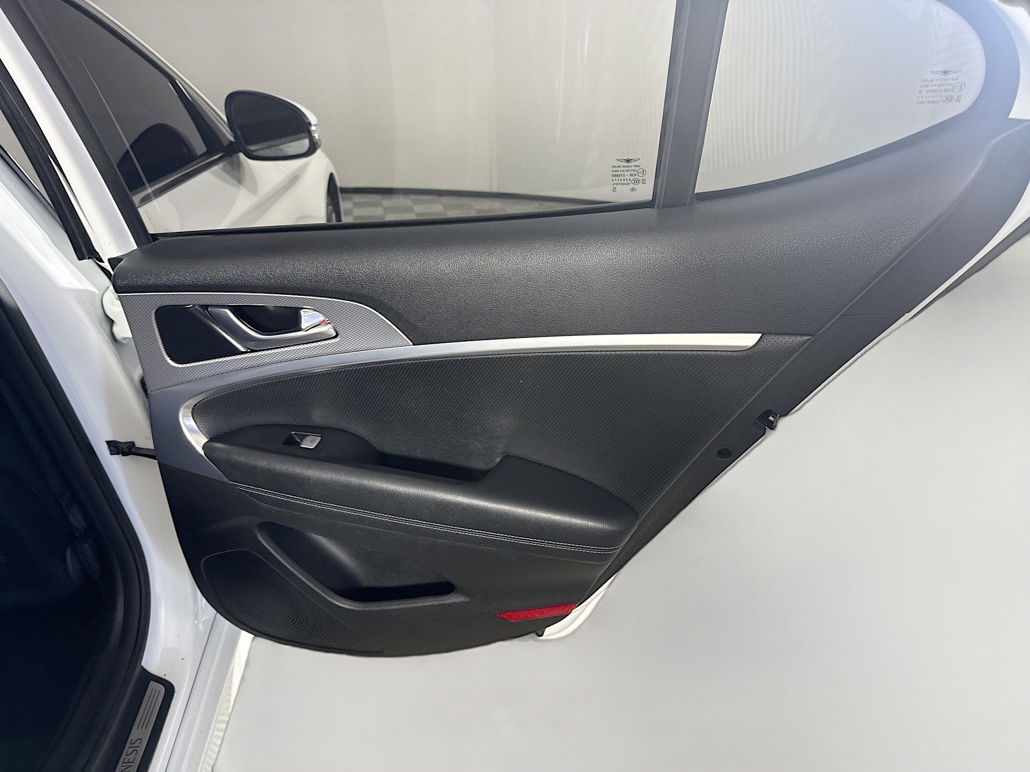 Used 2022 Genesis G70 3.3T image 28