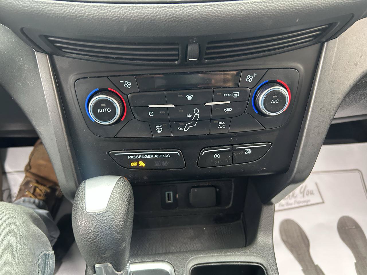 Used 2017 Ford Escape SE FWD image 25