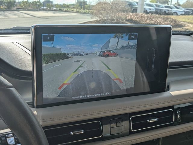 Used 2022 Lincoln Nautilus FWD w/ Premium Package image 17