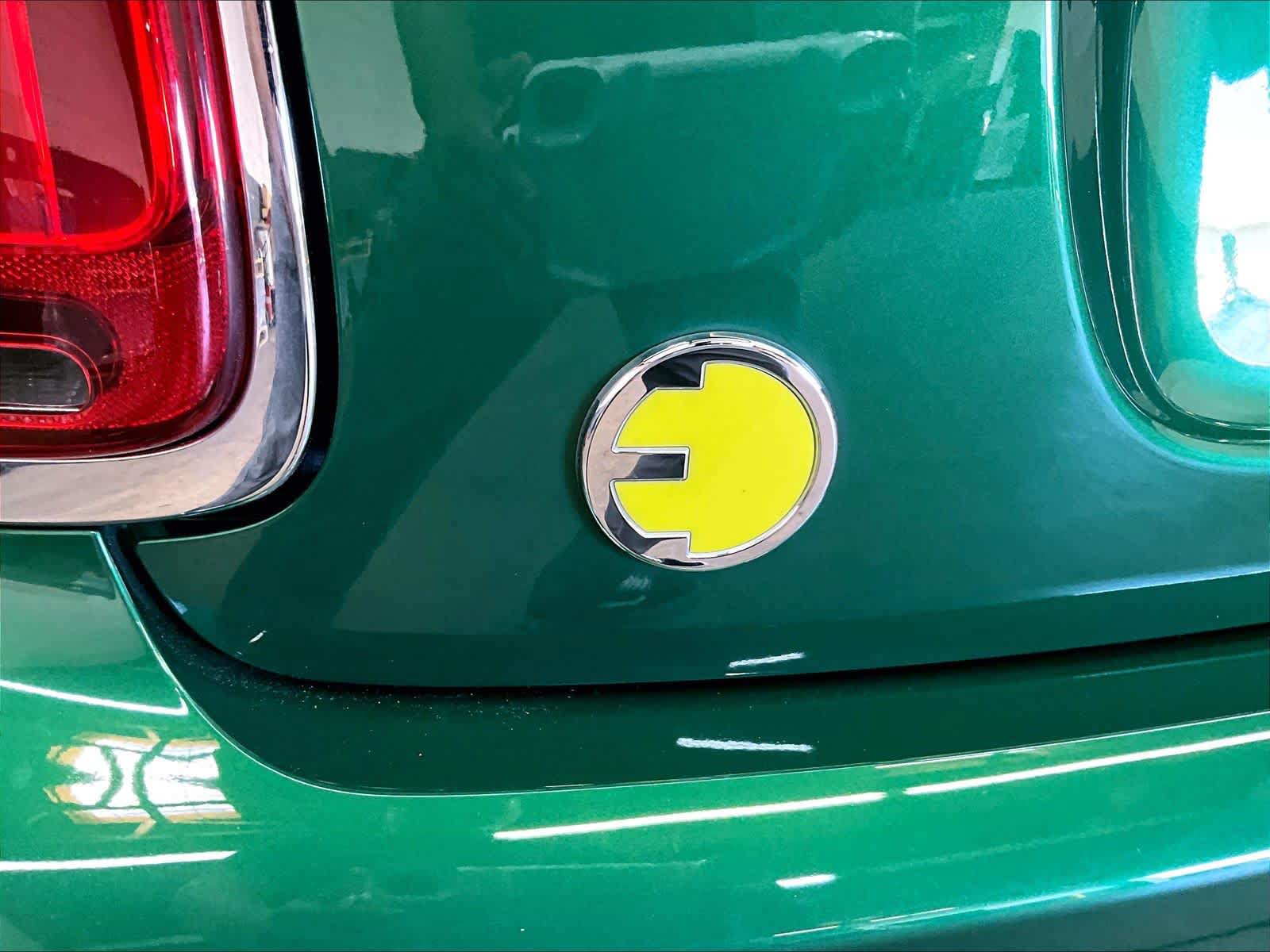 Used 2024 MINI Cooper SE FWD image 12