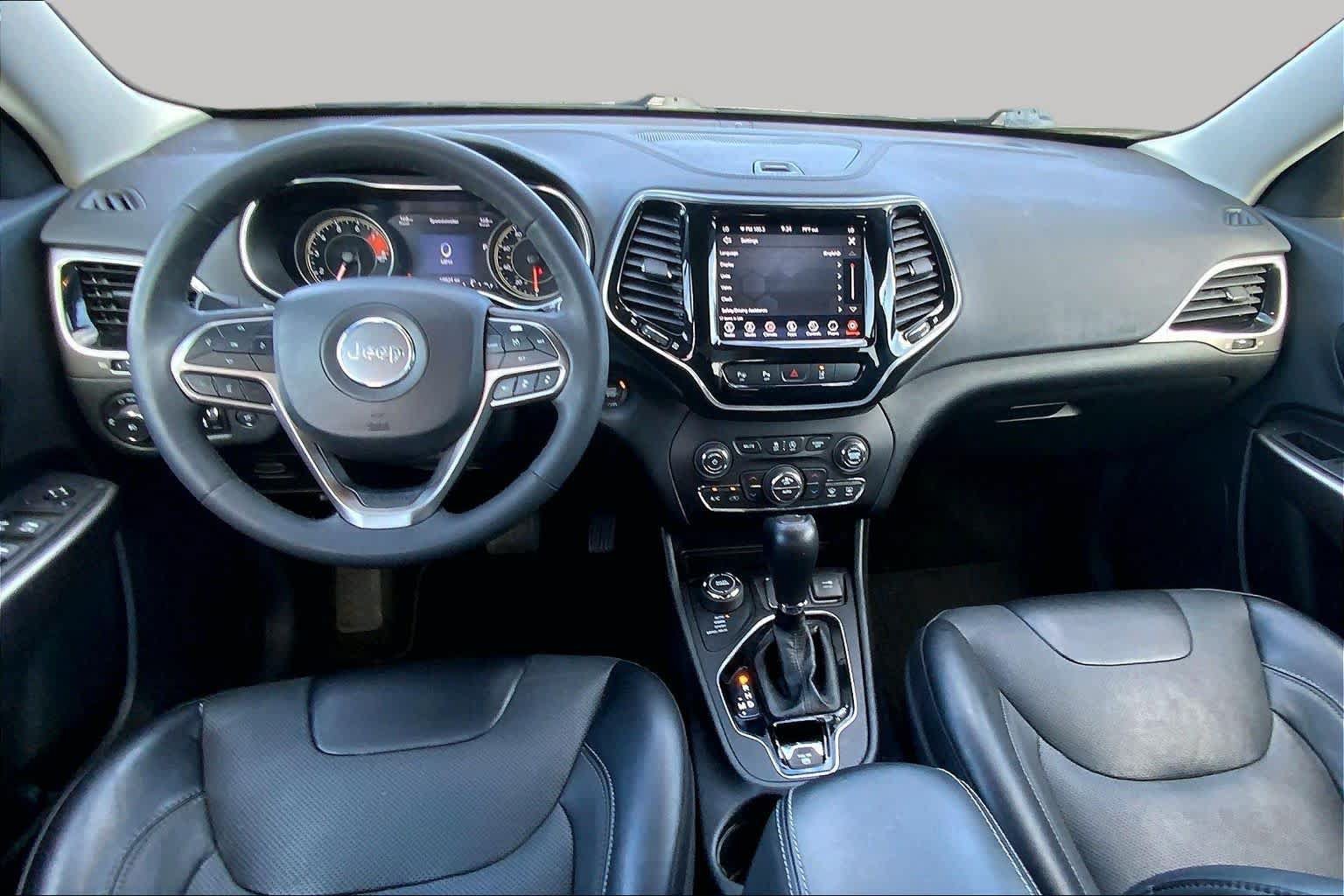 Used 2022 Jeep Cherokee Limited AWD/4WD image 16