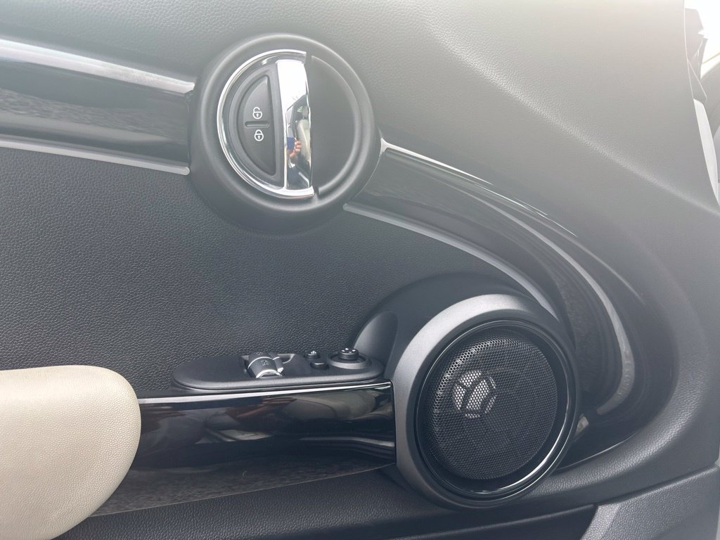 Used 2022 MINI Cooper SE FWD image 25