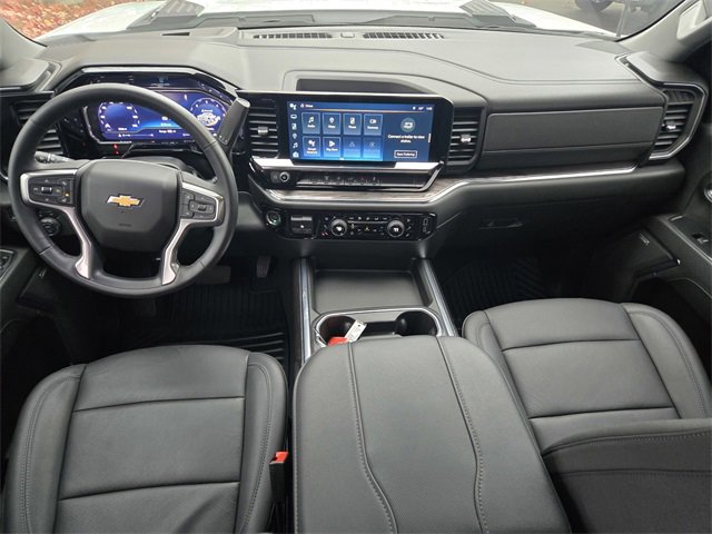 Used 2024 Chevrolet Silverado 2500 LTZ w/ LTZ Convenience Package image 9