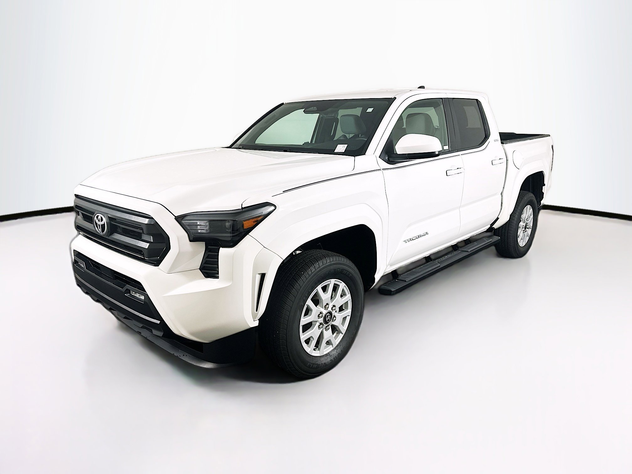 Used 2024 Toyota Tacoma SR5 image 3