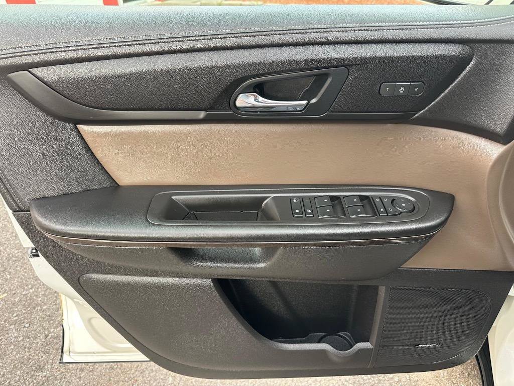 Used 2014 GMC Acadia SLT FWD image 13