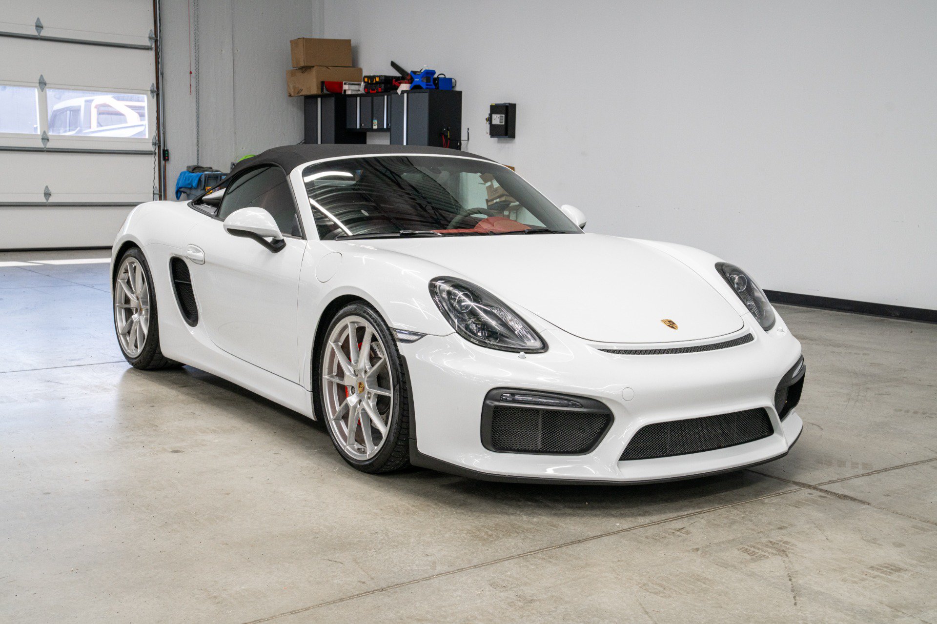 Used 2016 Porsche Boxster Spyder RWD image 42