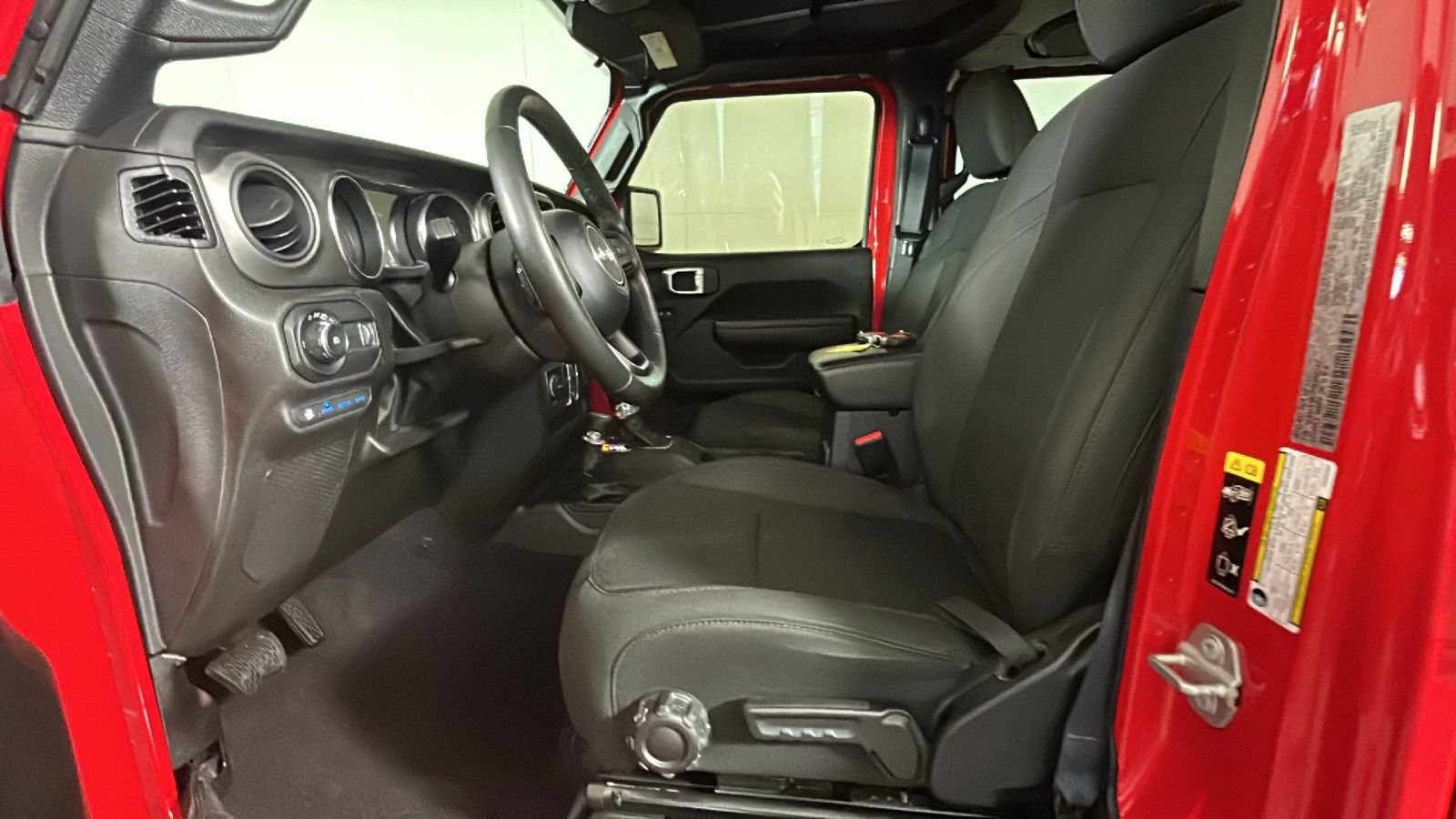 Used 2023 Jeep Wrangler Unlimited w/ Cold Weather Group AWD/4WD image 13